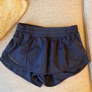 Lululemon Hotty Hot Short 2.5” Low Rise
